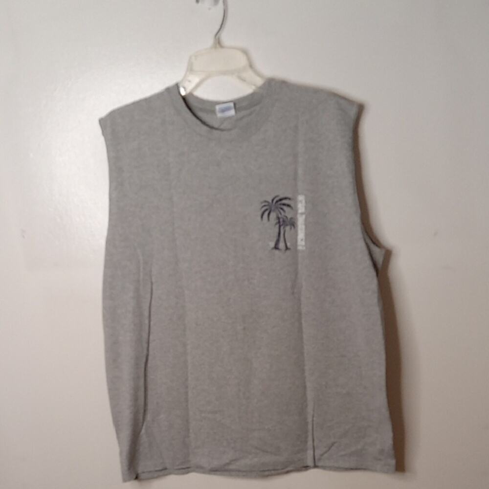 Yazbek Men's XL Gray Sleeveless T- Shirt. Athleisure, Summer, Beach, Activewear